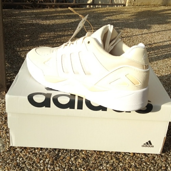 adidas MIDCITY LOW SHOES - Picture 4 of 13